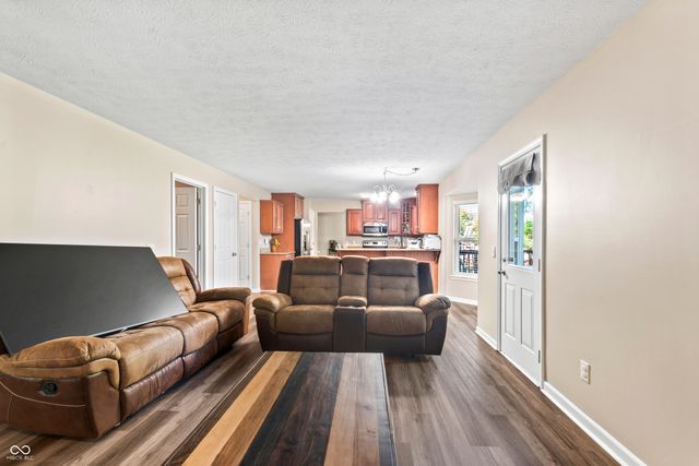 420 Paddock Road, Greenwood, IN 46142