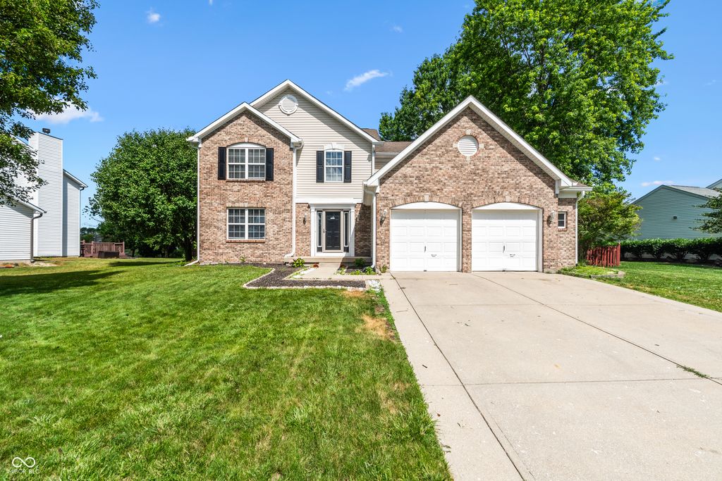 420 Paddock Road, Greenwood, IN 46142