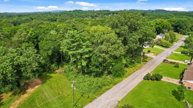 4000 Creekwood Terrace Lane, Chattanooga, TN 37421