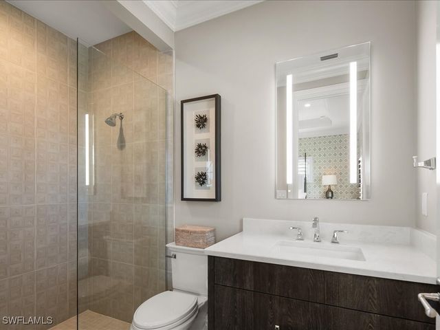 360 Heron AVE, Naples, FL 34108