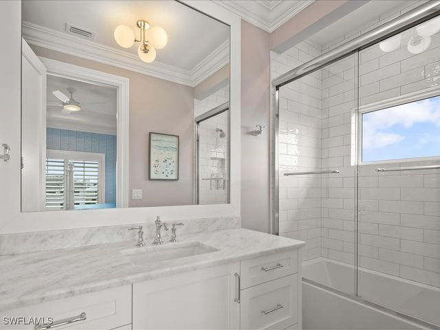 360 Heron AVE, Naples, FL 34108