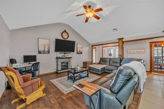 334 SW Bradford Ln, Lawton, OK 73505