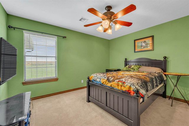 334 SW Bradford Ln, Lawton, OK 73505