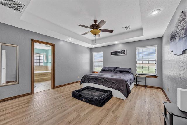 334 SW Bradford Ln, Lawton, OK 73505