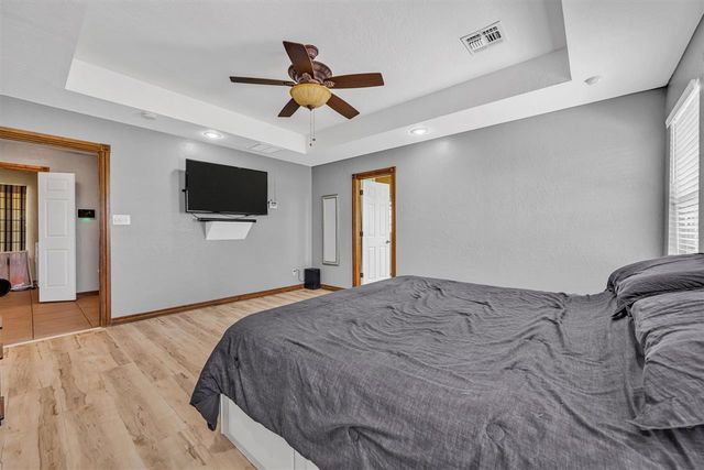334 SW Bradford Ln, Lawton, OK 73505