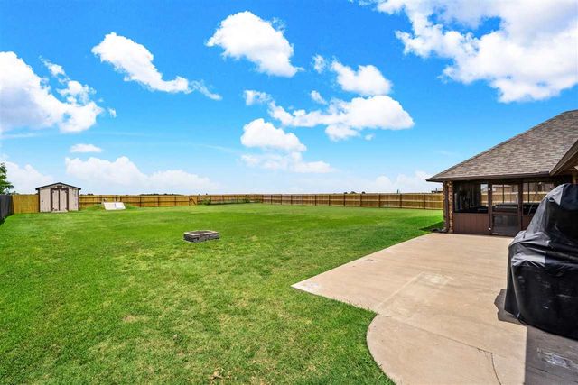 334 SW Bradford Ln, Lawton, OK 73505