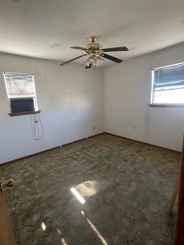 210 S 20th St, Frederick, OK 73542