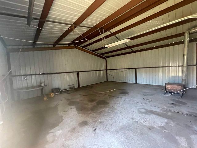 210 S 20th St, Frederick, OK 73542