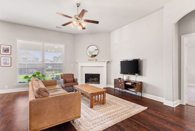 1323 Lantern Faith Drive, Wylie, TX 75098