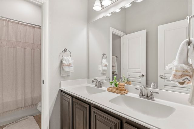 1323 Lantern Faith Drive, Wylie, TX 75098