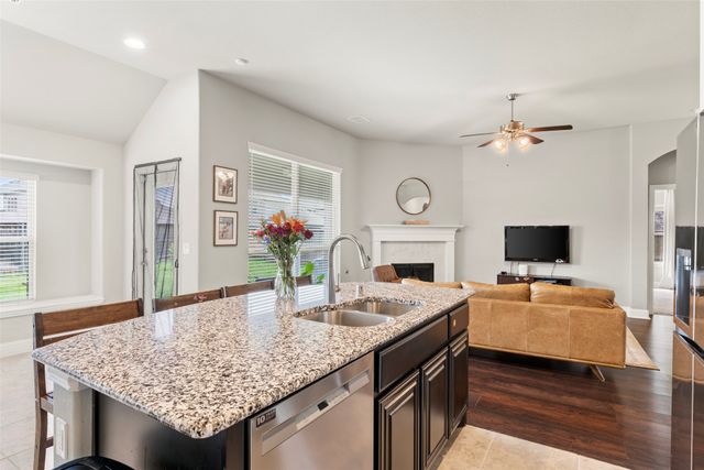 1323 Lantern Faith Drive, Wylie, TX 75098