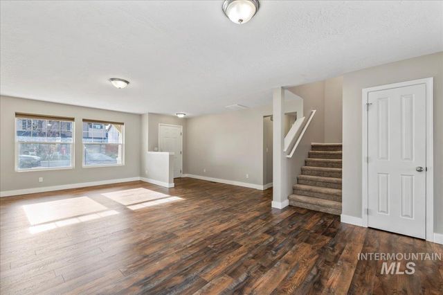 10030 W Littlewood St, Boise, ID 83709