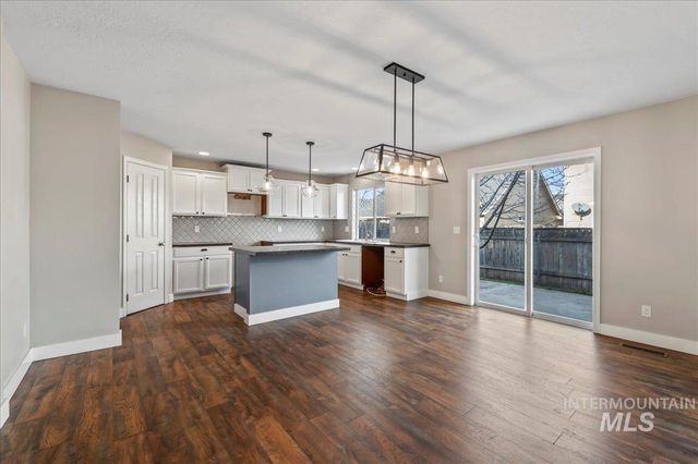 10030 W Littlewood St, Boise, ID 83709