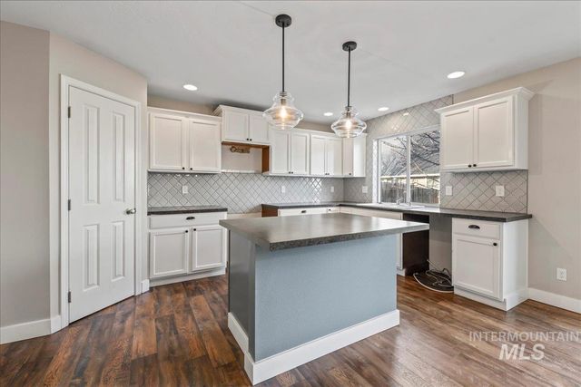 10030 W Littlewood St, Boise, ID 83709