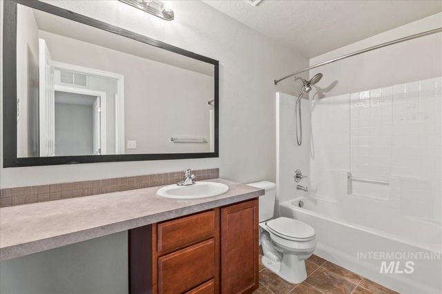 10030 W Littlewood St, Boise, ID 83709