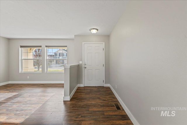 10030 W Littlewood St, Boise, ID 83709