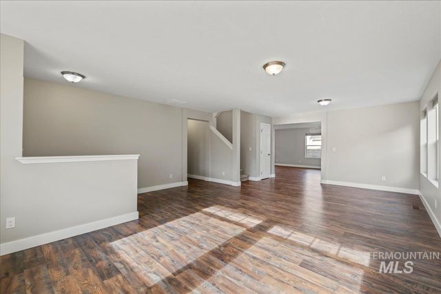 10030 W Littlewood St, Boise, ID 83709