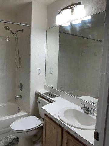 1043 NORMANDY TRACE ROAD, Tampa, FL 33602