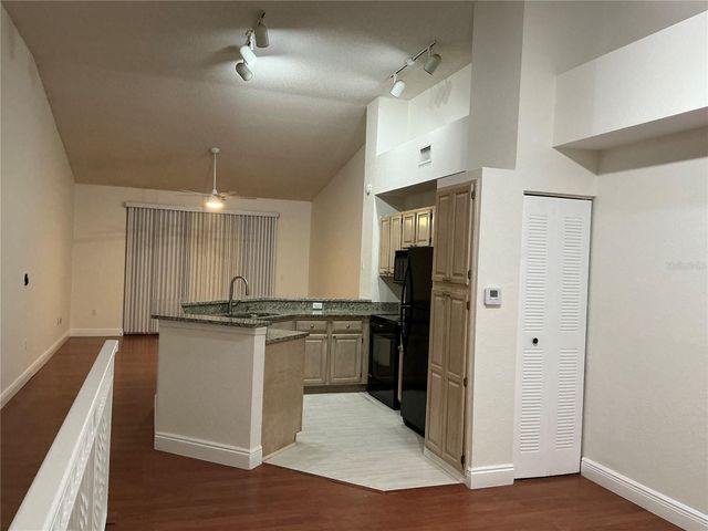 1043 NORMANDY TRACE ROAD, Tampa, FL 33602