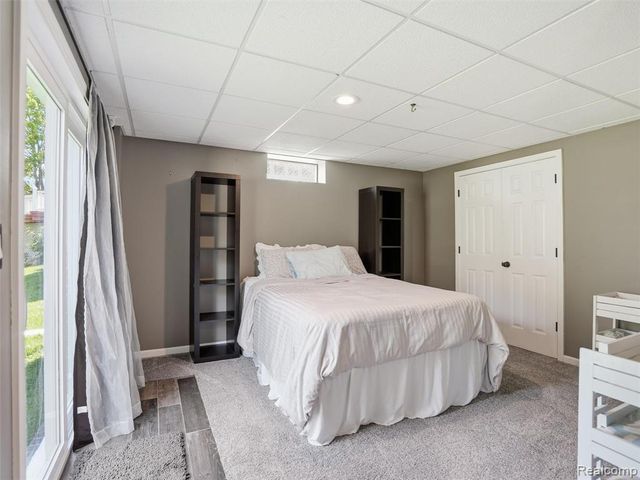 1209 Miners Run, Rochester, MI 48306