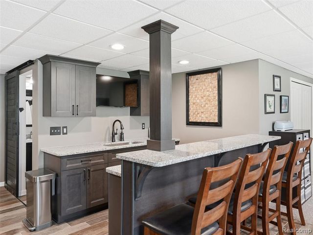 1209 Miners Run, Rochester, MI 48306