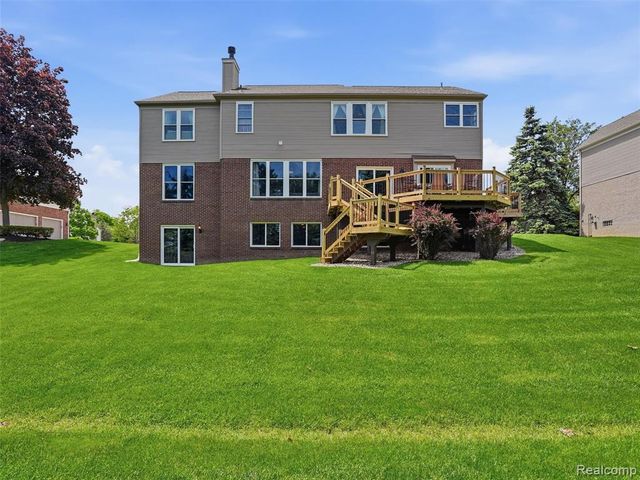 1209 Miners Run, Rochester, MI 48306