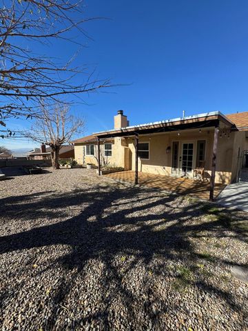 12916 Bryce Avenue NE, Albuquerque, NM 87112