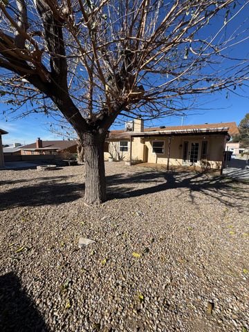 12916 Bryce Avenue NE, Albuquerque, NM 87112