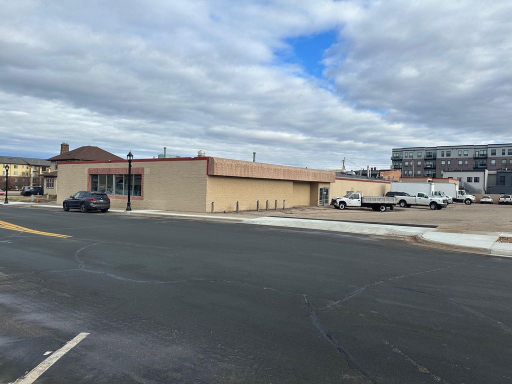 123 2nd Avenue W, Shakopee, MN 55379 — exterior