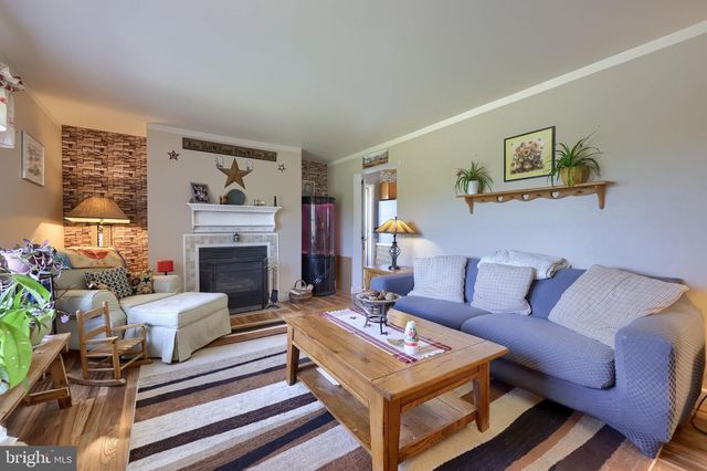 942-D BUCK RD, Quarryville, PA 17566