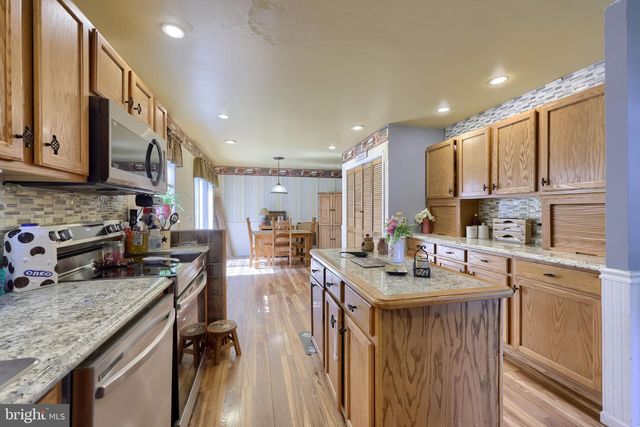 942-D BUCK RD, Quarryville, PA 17566