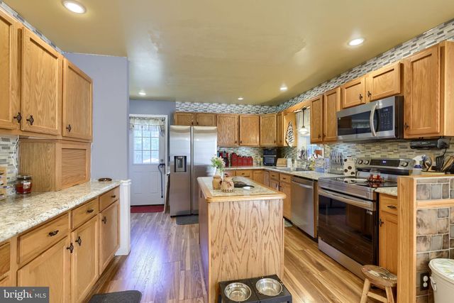 942-D BUCK RD, Quarryville, PA 17566