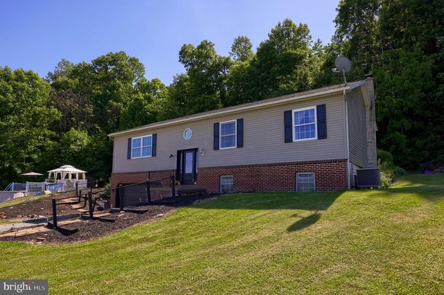 942-D BUCK RD, Quarryville, PA 17566