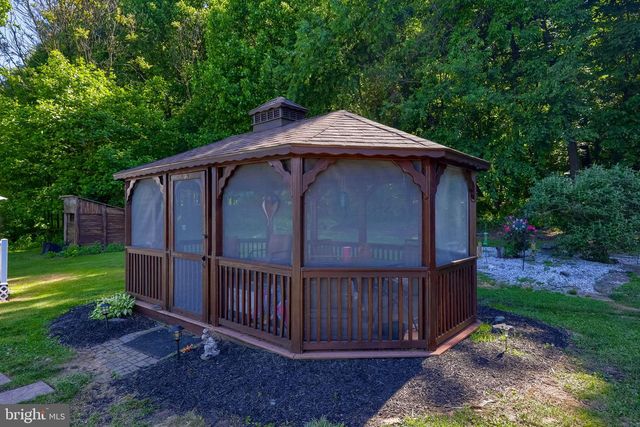942-D BUCK RD, Quarryville, PA 17566