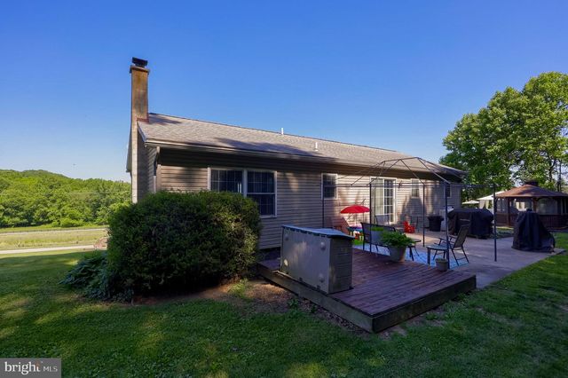 942-D BUCK RD, Quarryville, PA 17566