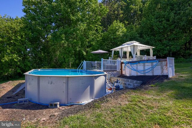 942-D BUCK RD, Quarryville, PA 17566