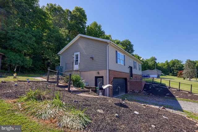 942-D BUCK RD, Quarryville, PA 17566