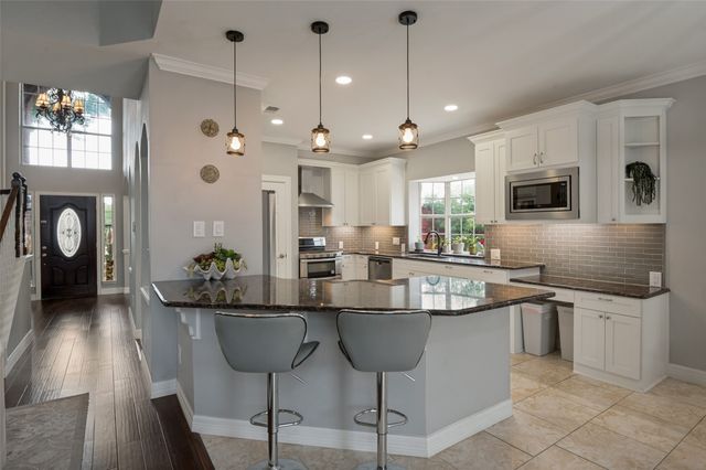 10903 Sweetwater Drive, Frisco, TX 75035