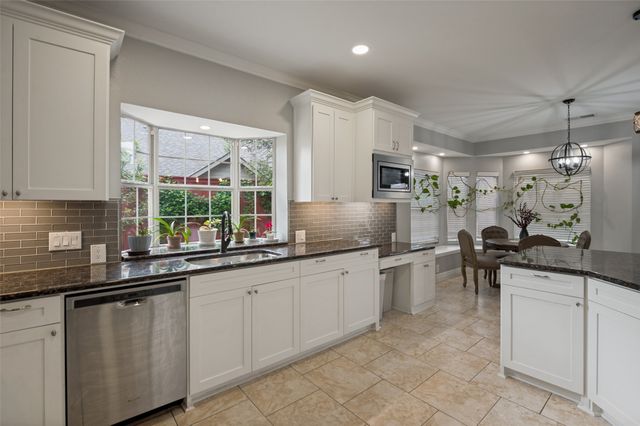 10903 Sweetwater Drive, Frisco, TX 75035
