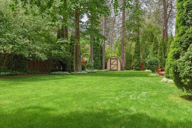4916 GREENLEAF Ave, Spokane, WA 99021