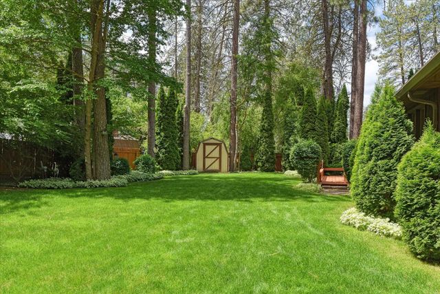 4916 GREENLEAF Ave, Spokane, WA 99021