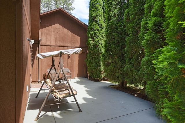 4916 GREENLEAF Ave, Spokane, WA 99021