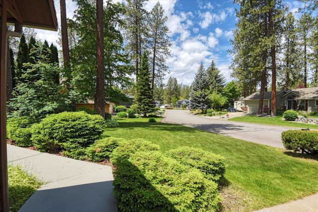 4916 GREENLEAF Ave, Spokane, WA 99021