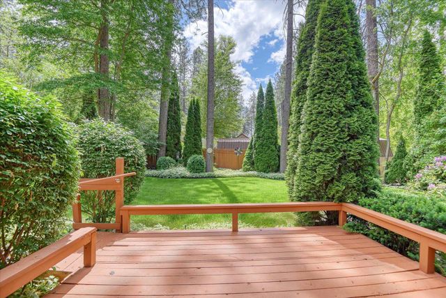 4916 GREENLEAF Ave, Spokane, WA 99021