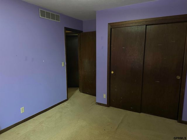 3726 Burr Oak Avenue, Bellevue, NE 68123