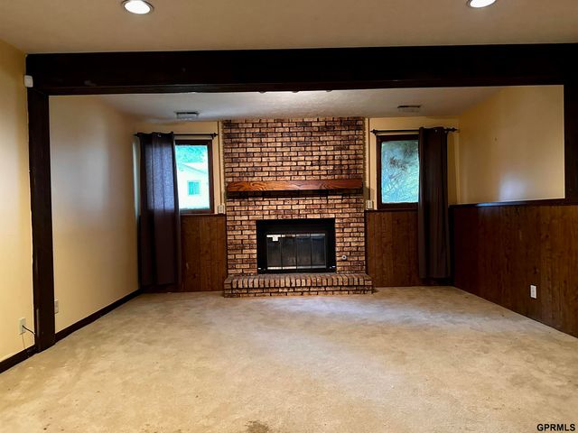3726 Burr Oak Avenue, Bellevue, NE 68123