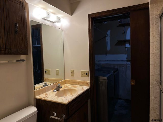 3726 Burr Oak Avenue, Bellevue, NE 68123