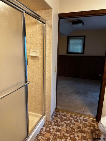 3726 Burr Oak Avenue, Bellevue, NE 68123
