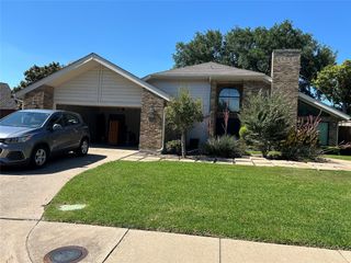 5225 Old Shepard Place, Plano, TX 75093