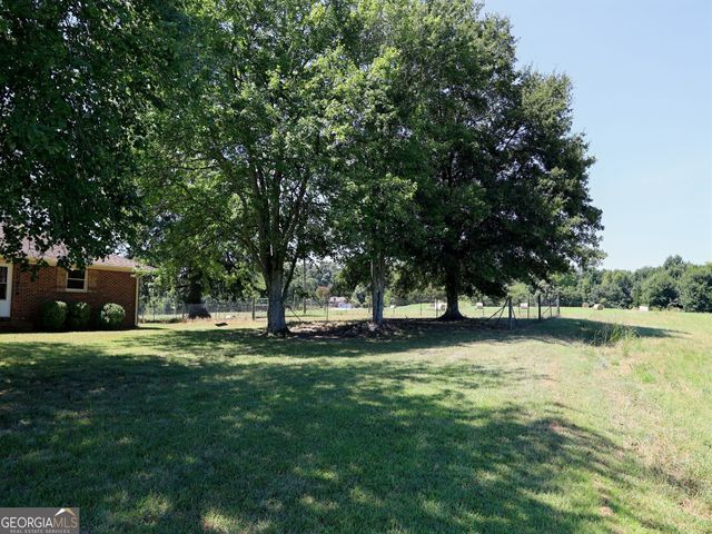 1719 Highway 98 West W, Danielsville, GA 30633